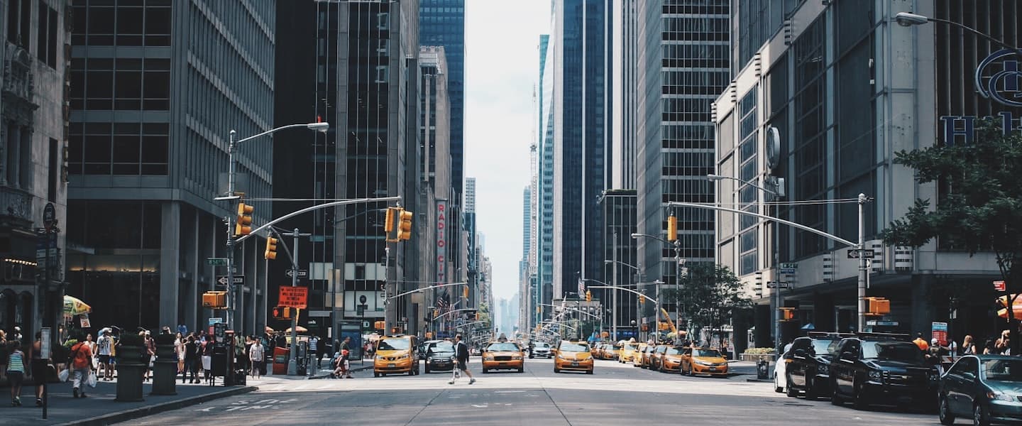 Coliving Spaces & City Guides